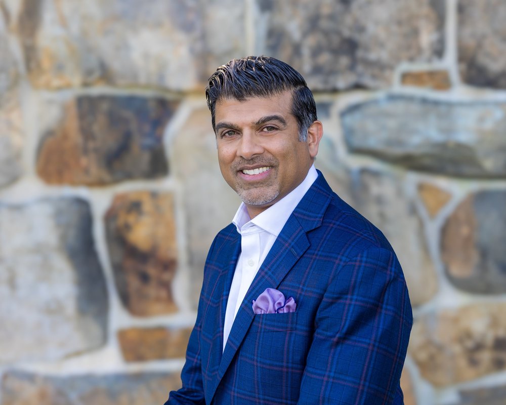Dr. Vinay R. Hosmane, board-certified cardiologist